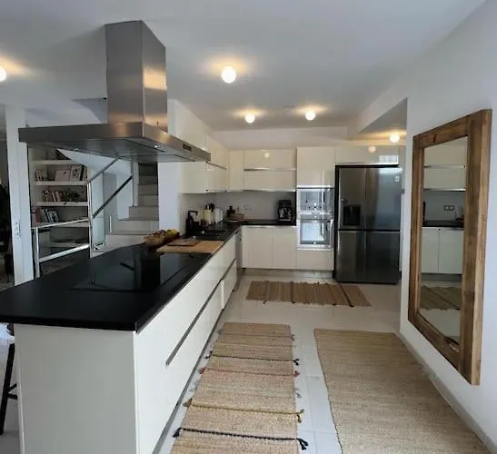 Private Pool Panoramic Views Вилла Адехе