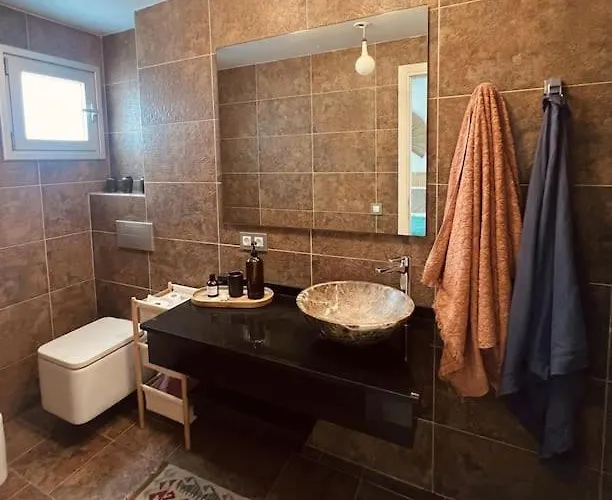 Private Pool Panoramic Views